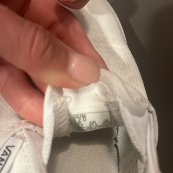 White slip on Vans - Picture 4 of 4